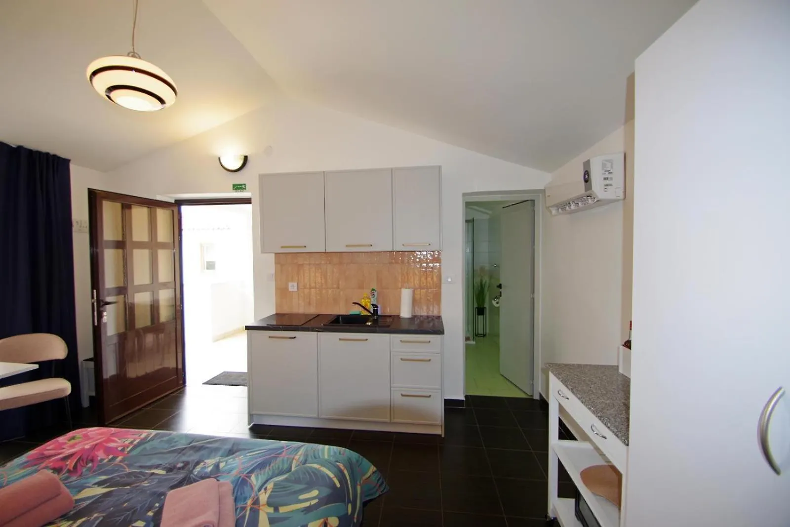 3 Holiday Apartments With Shared Pool, Peaceful Location Pula 0*,  Croatia